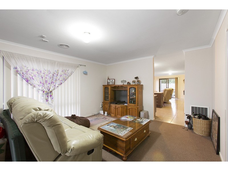 50 Pommel Street, Pakenham VIC 3810