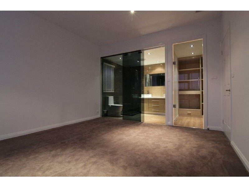 5 Fern Street, Officer VIC 3809