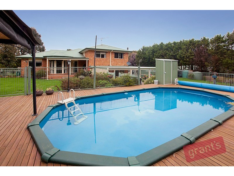 1 Quentin Court, Drouin VIC 3818