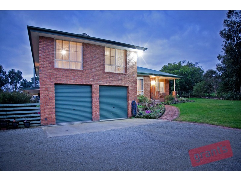 1 Quentin Court, Drouin VIC 3818