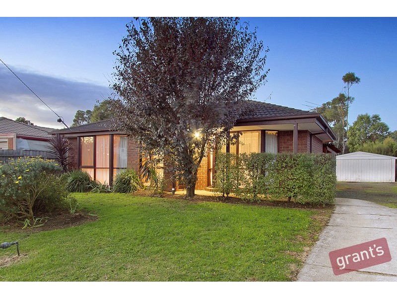 63 Simon Drive, Pakenham VIC 3810