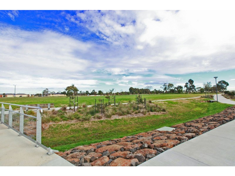 1 Turquoise Walk, Officer VIC 3809