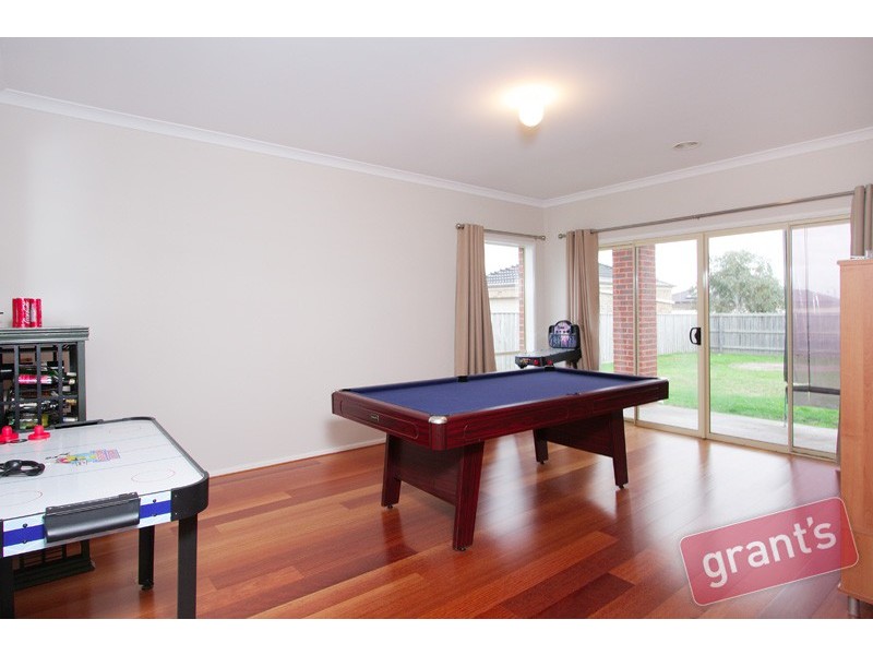 12 McAuley Avenue, Pakenham VIC 3810