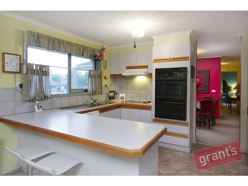 25 Gordonia Crescent, Narre Warren VIC 3805