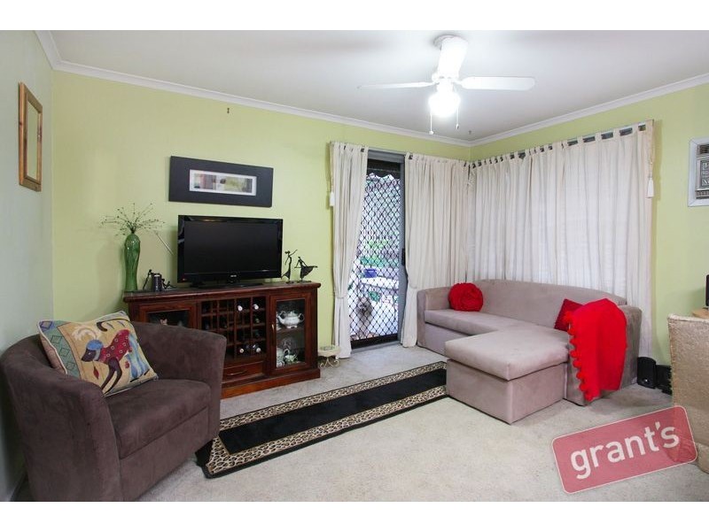 25 Gordonia Crescent, Narre Warren VIC 3805