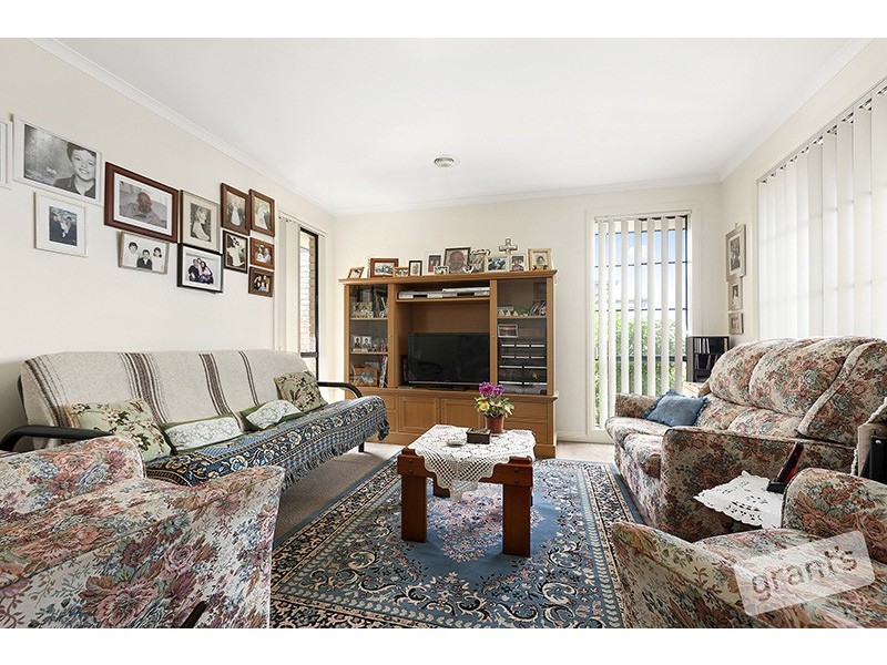3/39 Ebony Drive, Pakenham VIC 3810