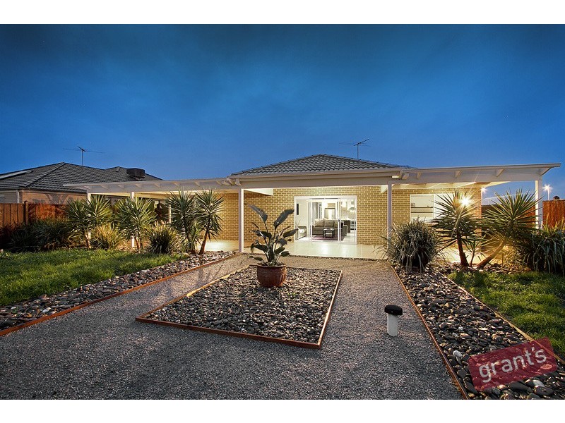 34 Gallery Way, Pakenham VIC 3810
