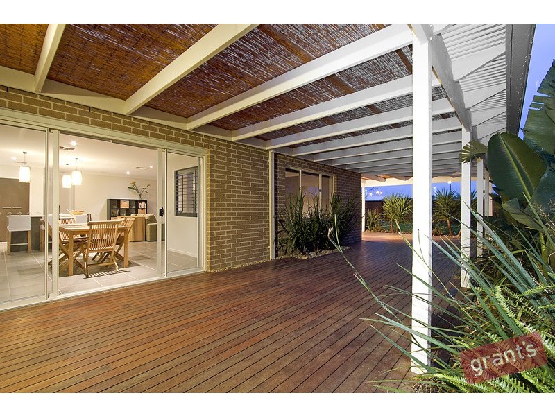 34 Gallery Way, Pakenham VIC 3810