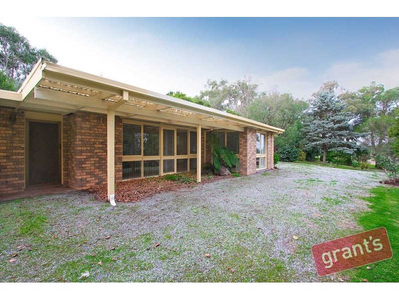 3-5 Jefferson Road, Garfield VIC 3814