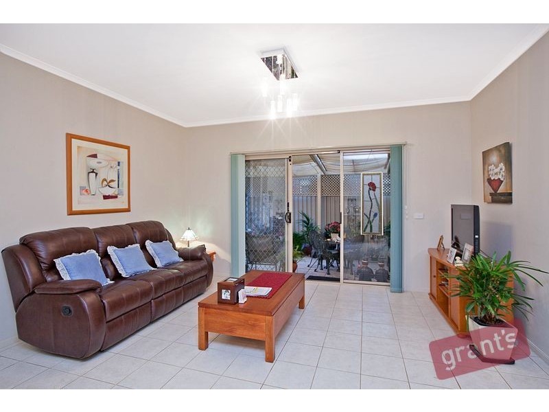 7 Stokes Green, Pakenham VIC 3810