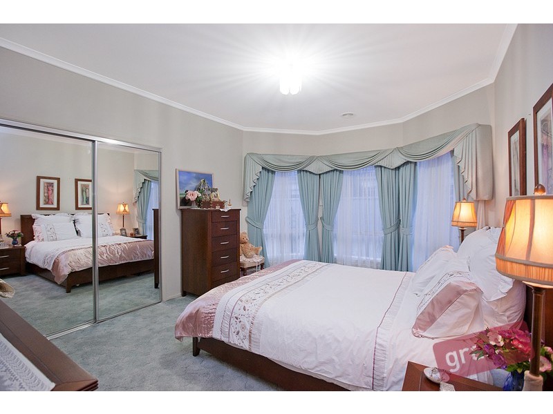 7 Stokes Green, Pakenham VIC 3810