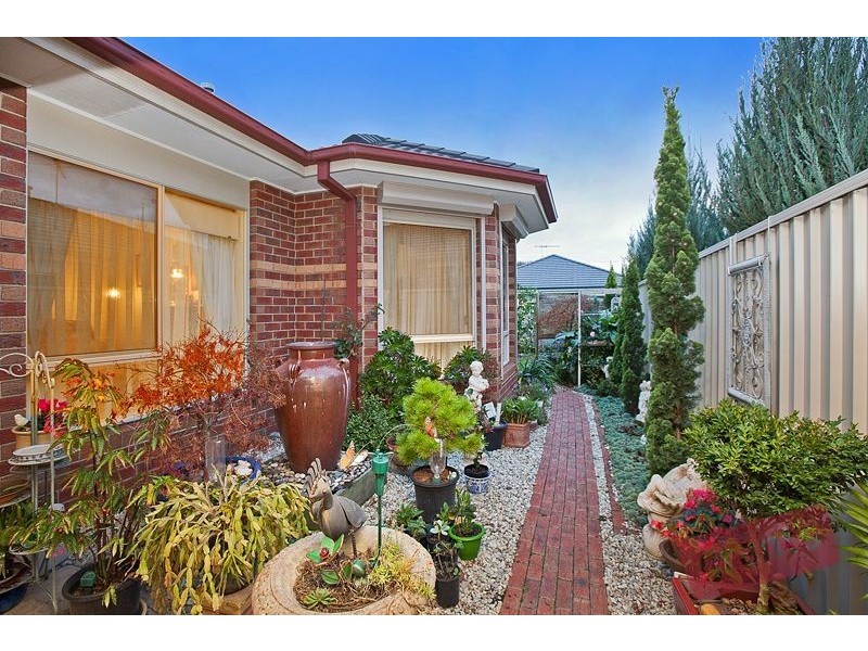 7 Stokes Green, Pakenham VIC 3810