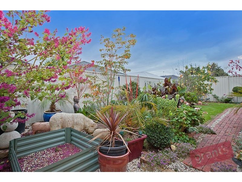 7 Stokes Green, Pakenham VIC 3810