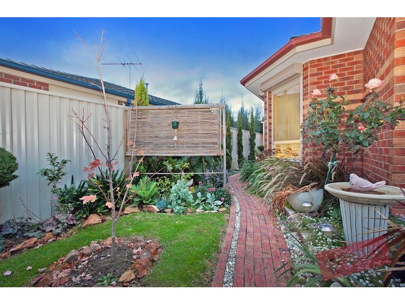 7 Stokes Green, Pakenham VIC 3810