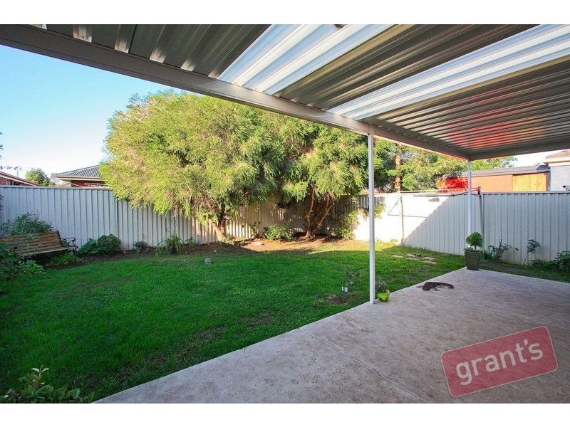 6 Ashwood Grove, Pakenham VIC 3810