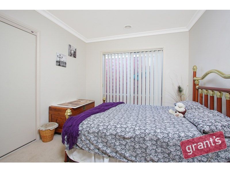 6 Ashwood Grove, Pakenham VIC 3810