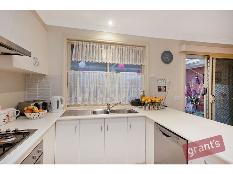 1/3 Hillrise Court, Pakenham VIC 3810