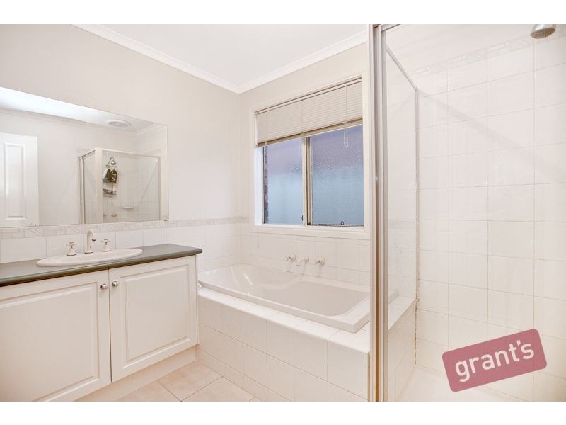 3 Cobalt Court, Pakenham VIC 3810