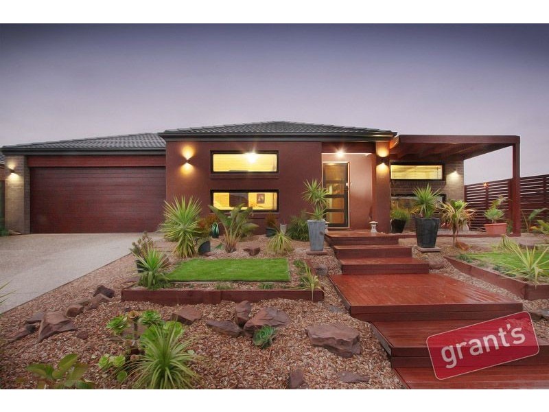 47 Gallery Way, Pakenham VIC 3810