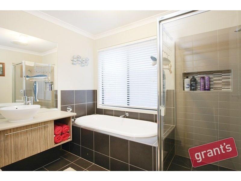 47 Gallery Way, Pakenham VIC 3810