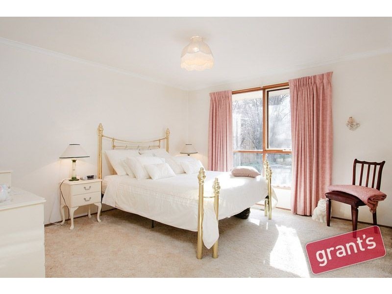 33 Warana Drive, Hampton Park VIC 3976