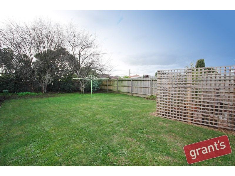 33 Warana Drive, Hampton Park VIC 3976