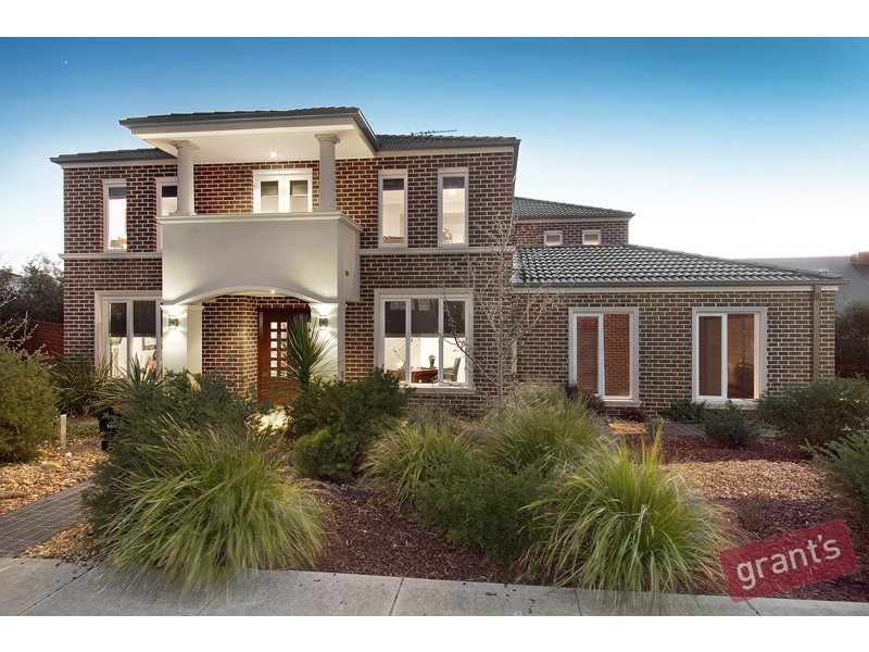 34 Cambridge Drive, Berwick VIC 3806