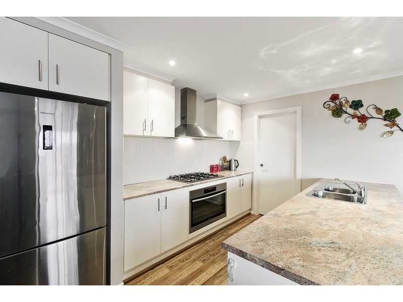 47 Silver Gum Drive, Pakenham VIC 3810