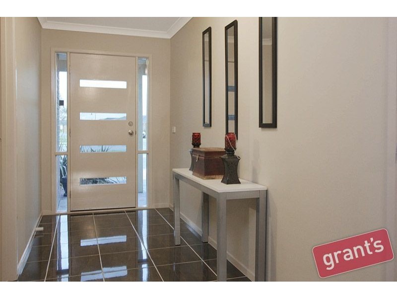 44 Webster Way, Pakenham VIC 3810