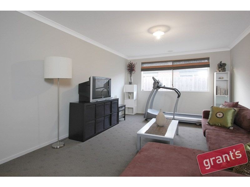 44 Webster Way, Pakenham VIC 3810