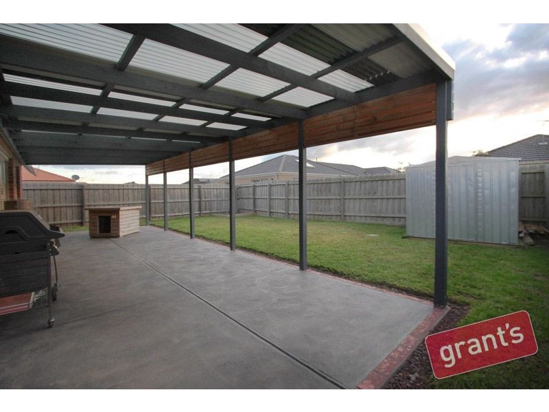 44 Webster Way, Pakenham VIC 3810