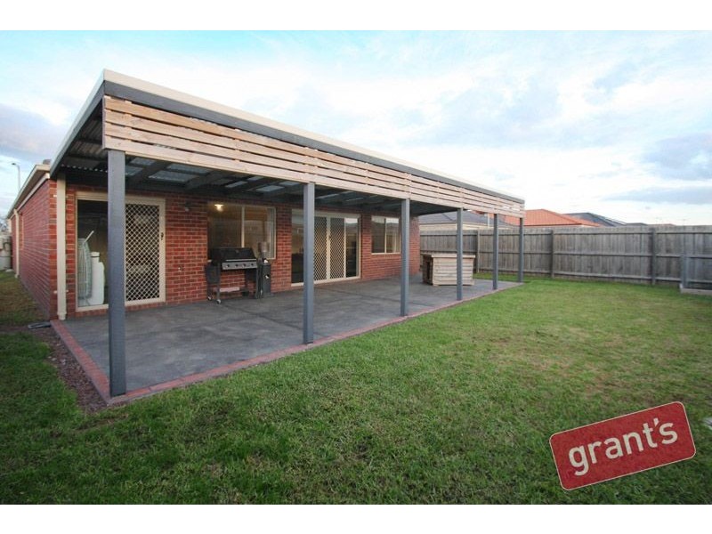 44 Webster Way, Pakenham VIC 3810