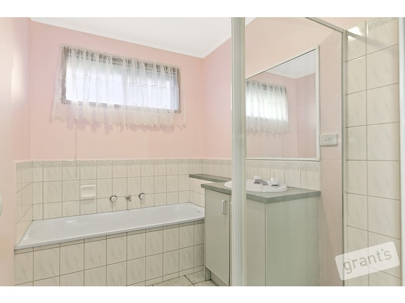 67 Meeking Drive, Pakenham VIC 3810