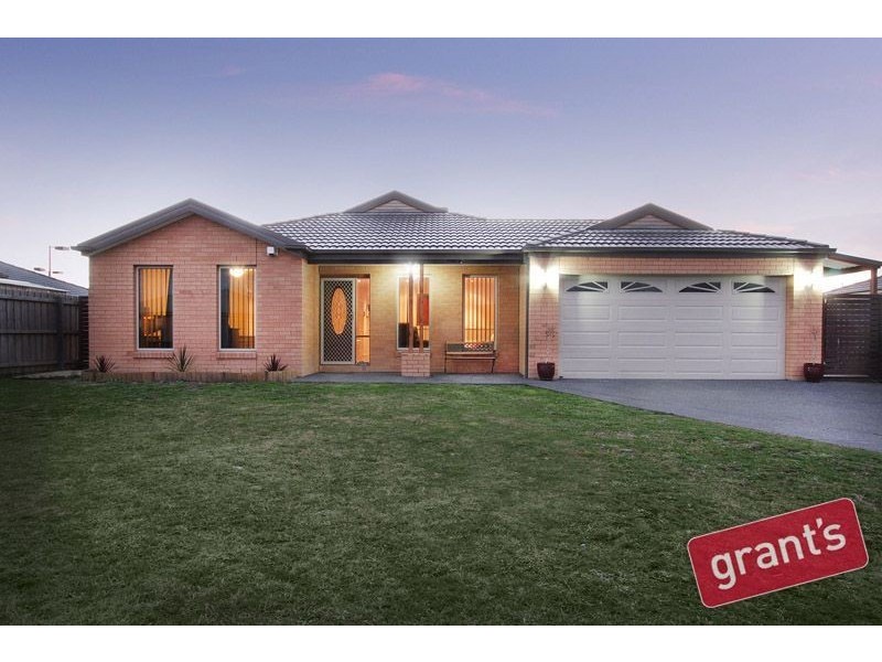 7 Scordia Place, Pakenham VIC 3810