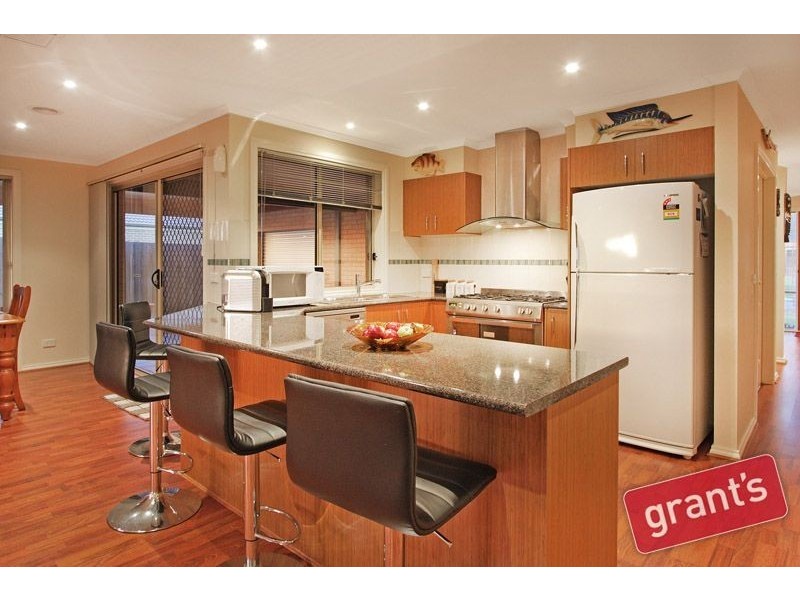 7 Scordia Place, Pakenham VIC 3810