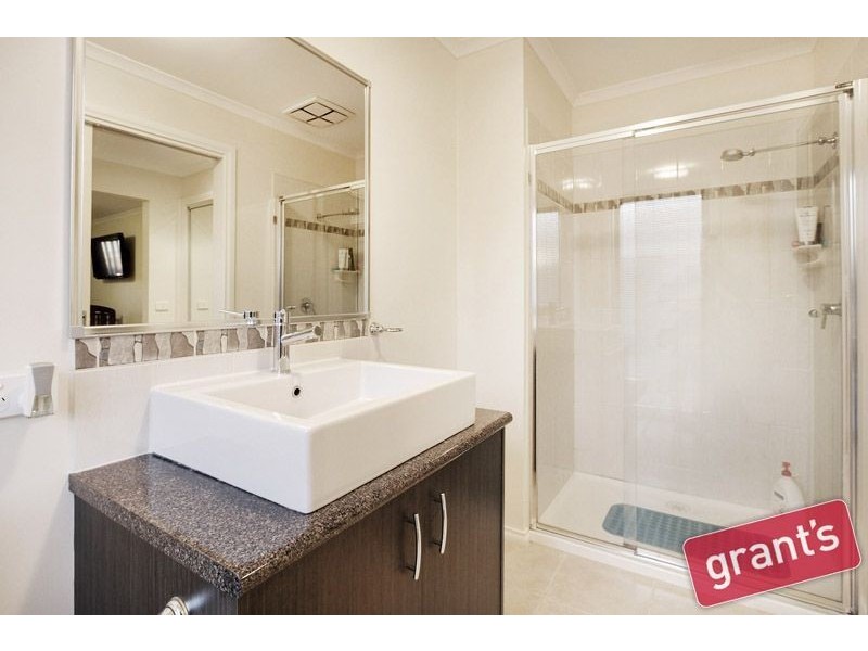 7 Scordia Place, Pakenham VIC 3810