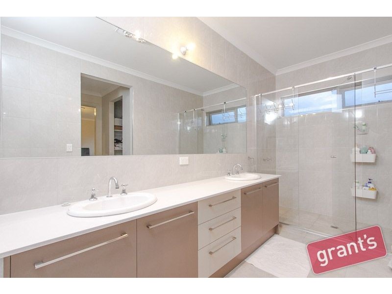 68 Majestic Drive, Officer VIC 3809