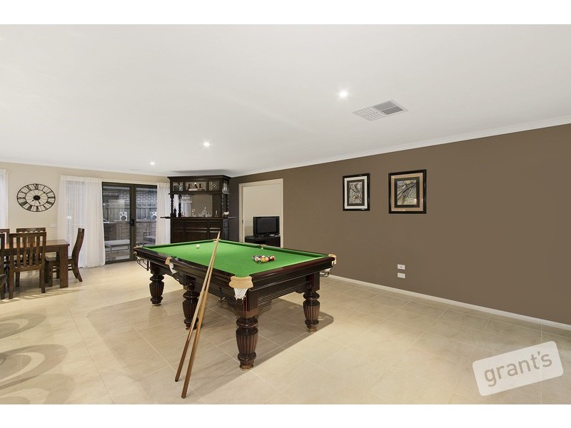 22 Caitlin Drive, Pakenham VIC 3810