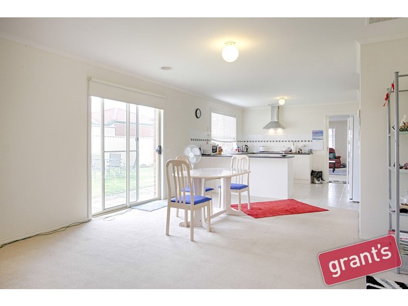 6 Cobalt Court, Pakenham VIC 3810