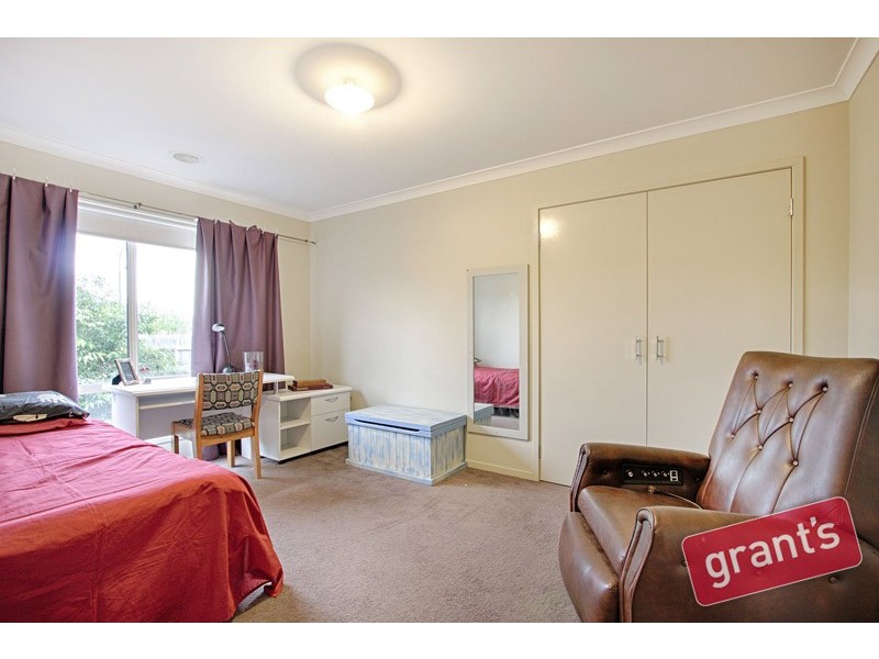 87 Sandalwood Drive, Pakenham VIC 3810