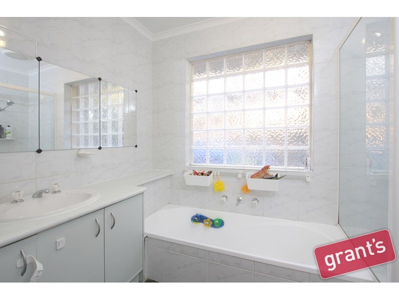 1 McLeish Terrace, Pakenham VIC 3810