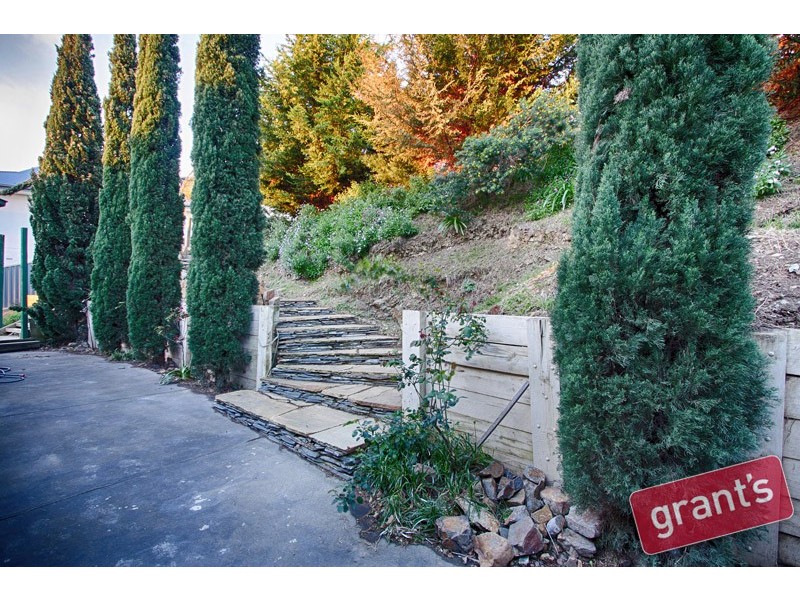 1 McLeish Terrace, Pakenham VIC 3810