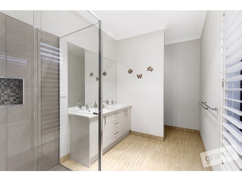 7 Hamish Avenue, Pakenham VIC 3810