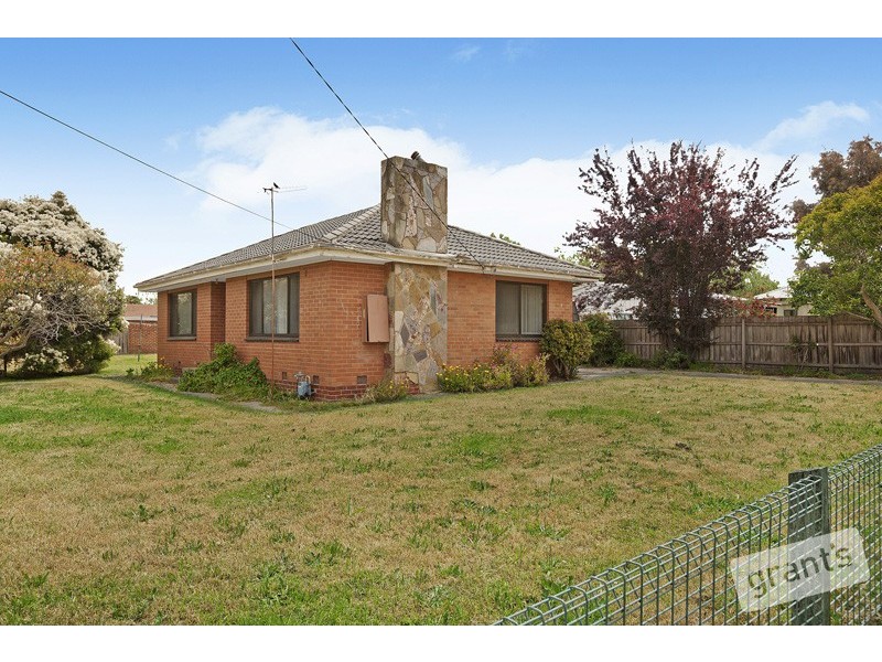 5 Wadsley Avenue, Pakenham VIC 3810