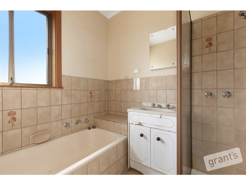 5 Wadsley Avenue, Pakenham VIC 3810