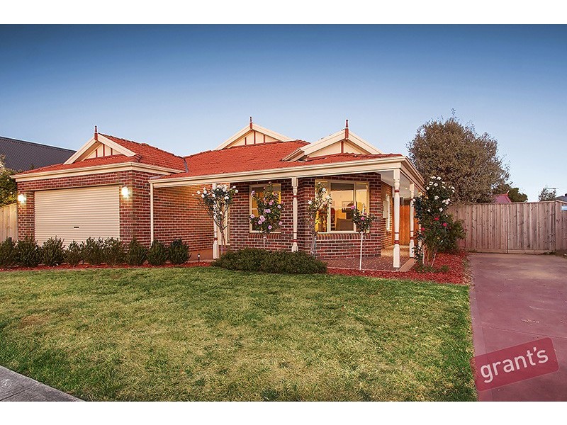 9 Oxley Drive, Pakenham VIC 3810