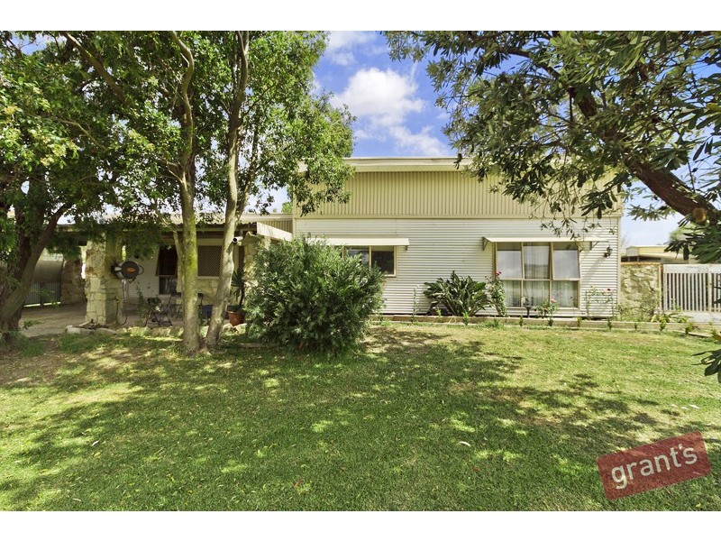 25 Mulcare Street, Nar Nar Goon VIC 3812