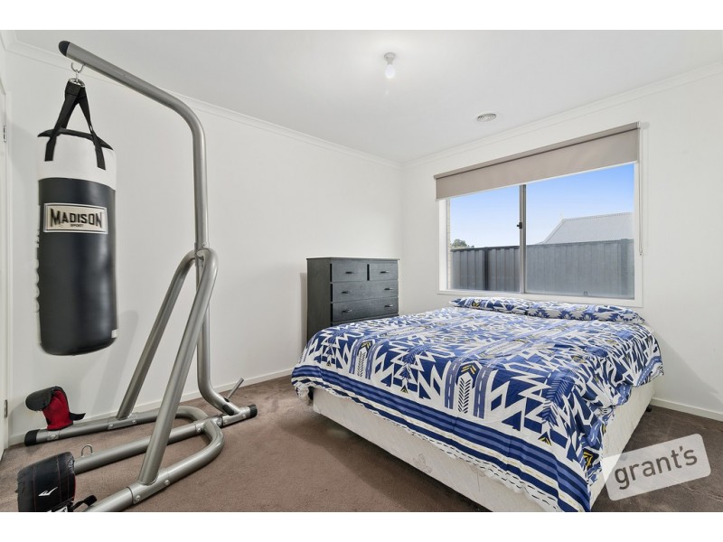 10 Windermere Boulevard, Pakenham VIC 3810