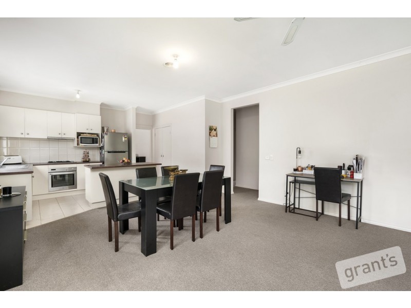 5 Sassafras Close, Pakenham VIC 3810