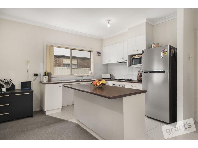 5 Sassafras Close, Pakenham VIC 3810